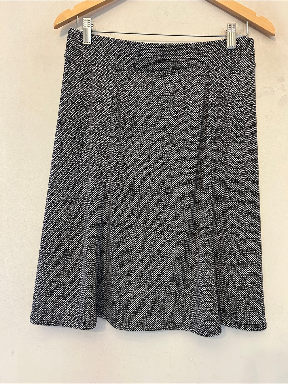 Lands End black white pull on skirt Size S EUC